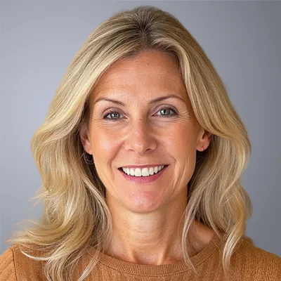 Headshot of Jen Wharton